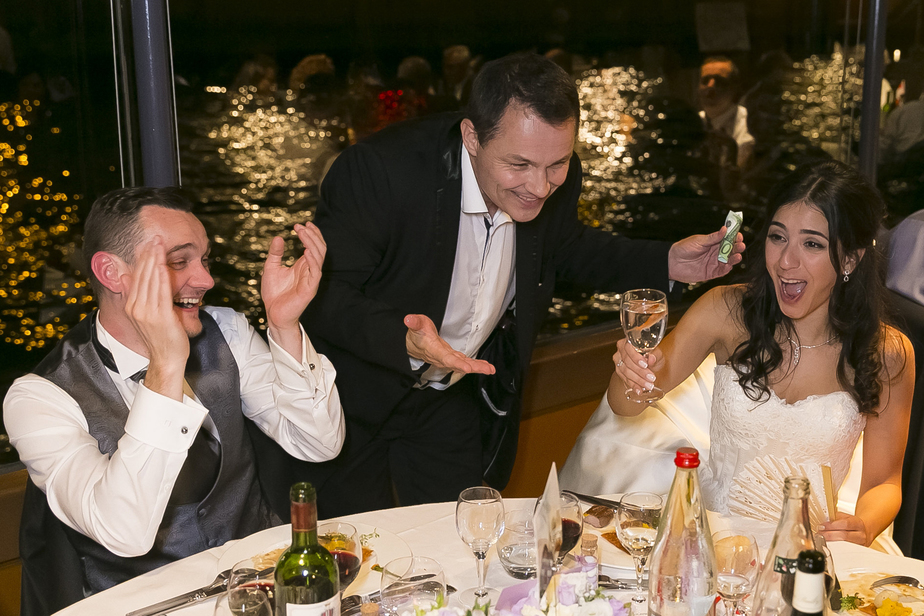 Animation magie mariage - Magicien mentaliste Paris